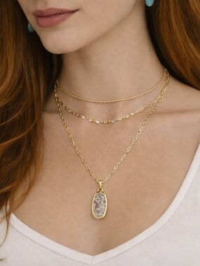 Kendra Scott Dani Triplet Elegant Gold Pendant Necklace